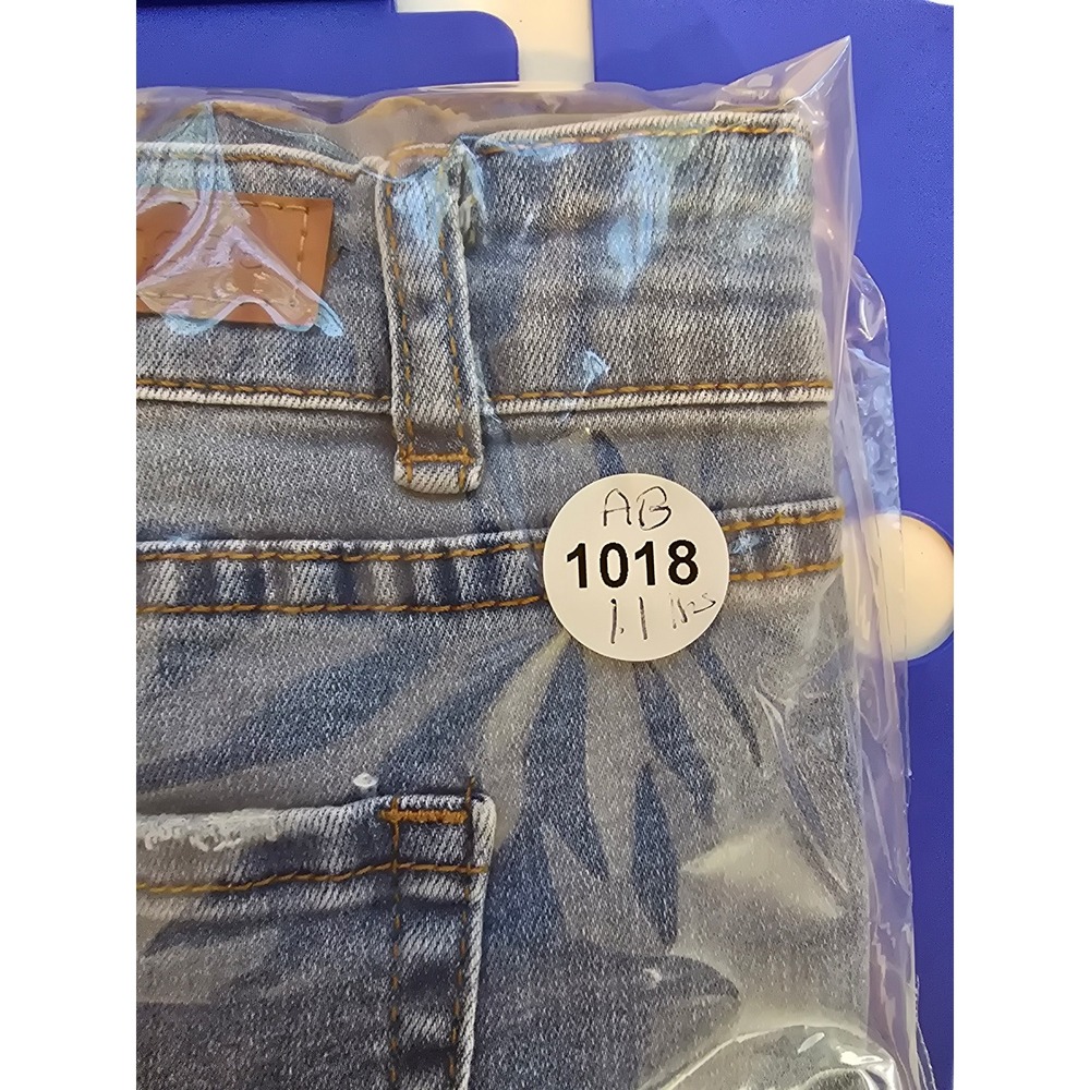 Umgee Denim High Rise Straight Leg Distressed Ripped Jeans Medium Wash Size 7 - Picture 16 of 16
